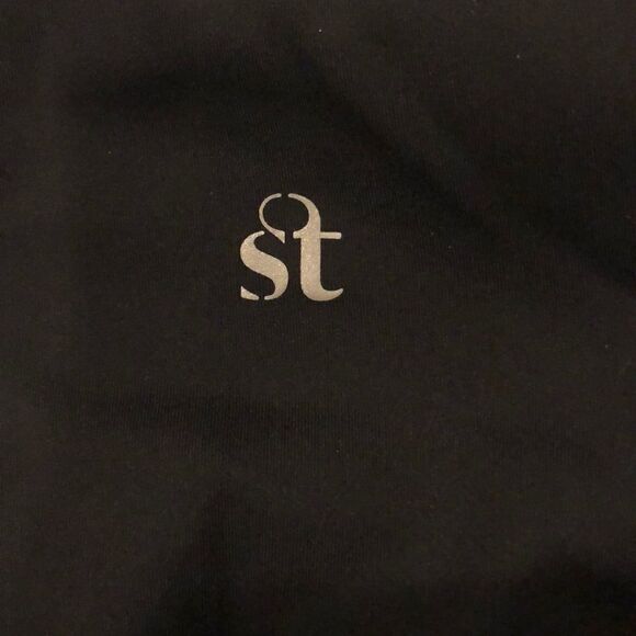 Strut This Black Leggings w. Pink & Purple Side Stripes - Picture 7 of 8